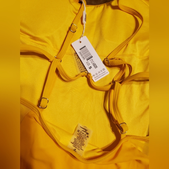 Sexy one piece swimsuit - Picture 8 of 9